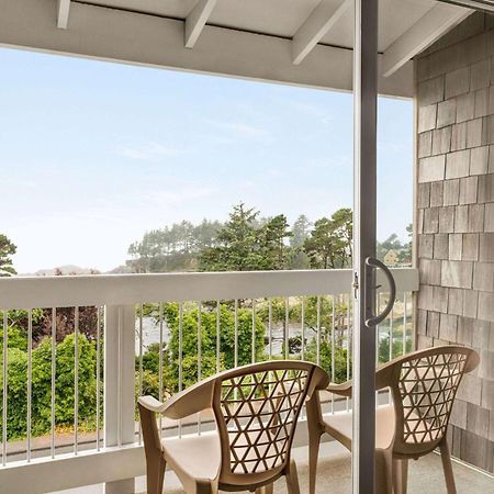 Travelodge By Wyndham Depoe Bay Exterior photo
